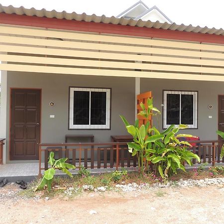 Banana Lodge Khao Lak Exterior photo