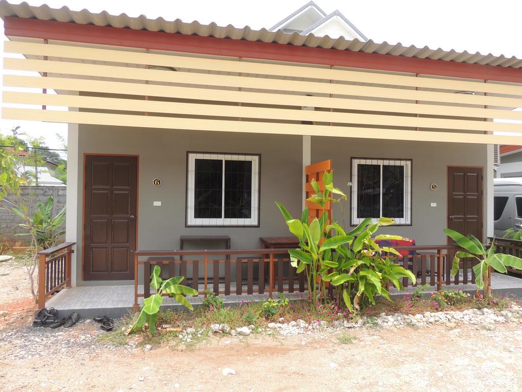Banana Lodge Khao Lak Exterior photo