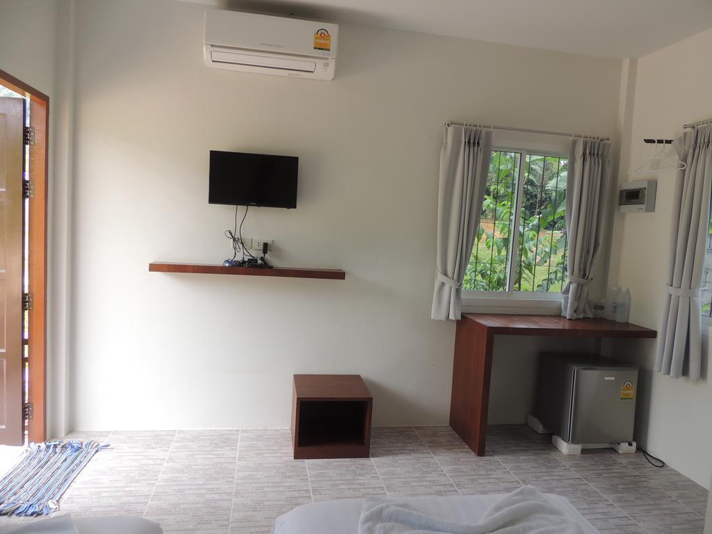 Banana Lodge Khao Lak Room photo